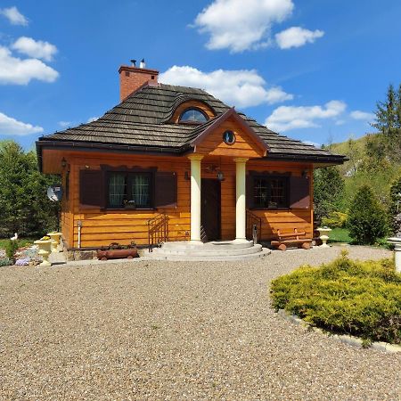 Bieszczadzki Dworek Ustrzyki Dolne Exterior foto