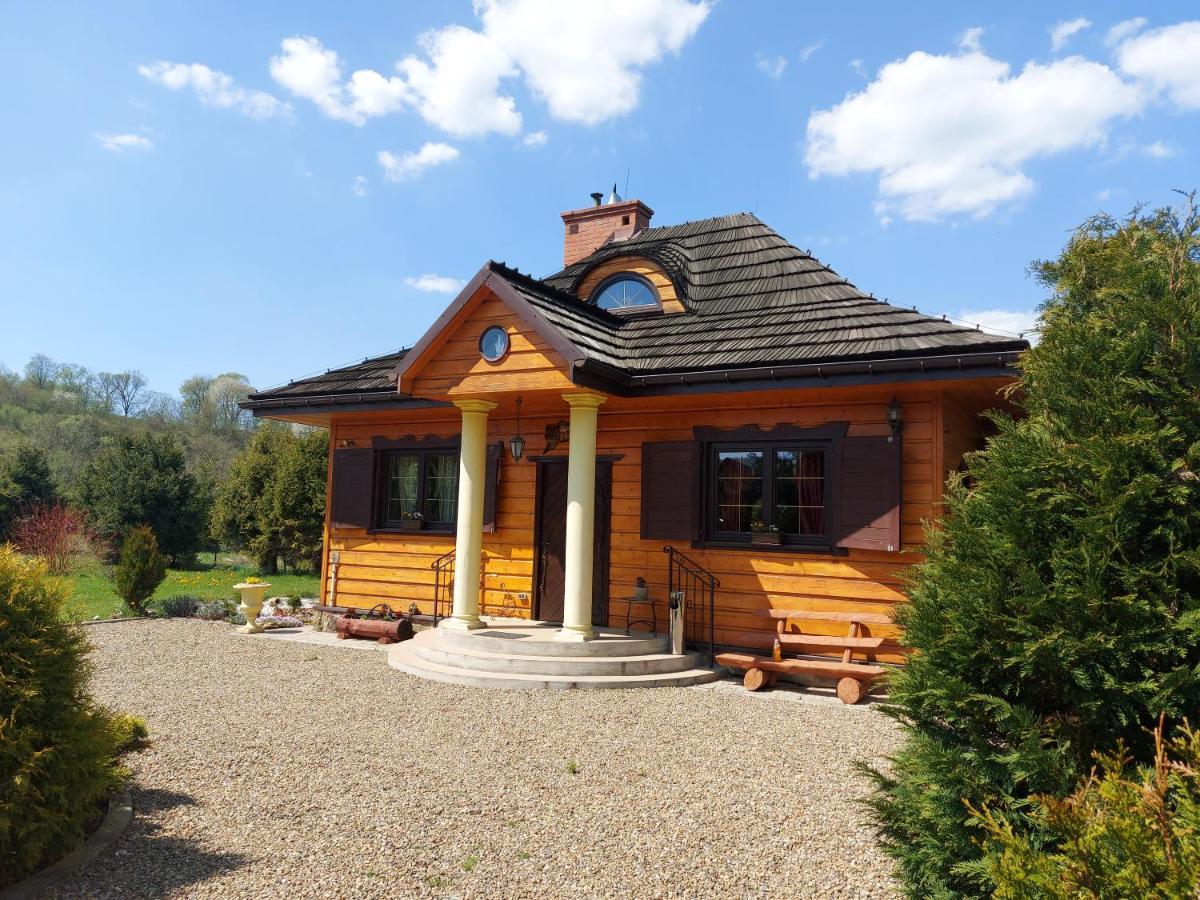 Bieszczadzki Dworek Ustrzyki Dolne Exterior foto