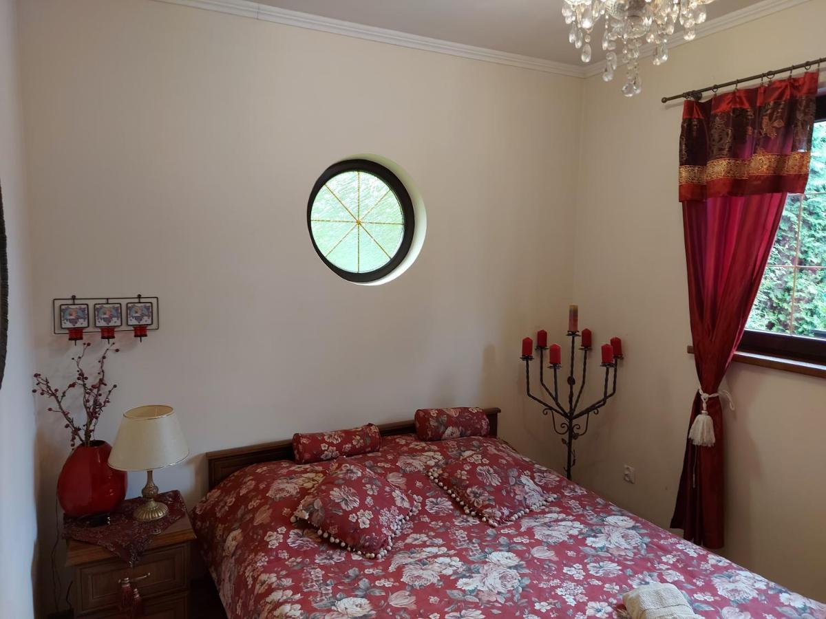 Bieszczadzki Dworek Ustrzyki Dolne Exterior foto